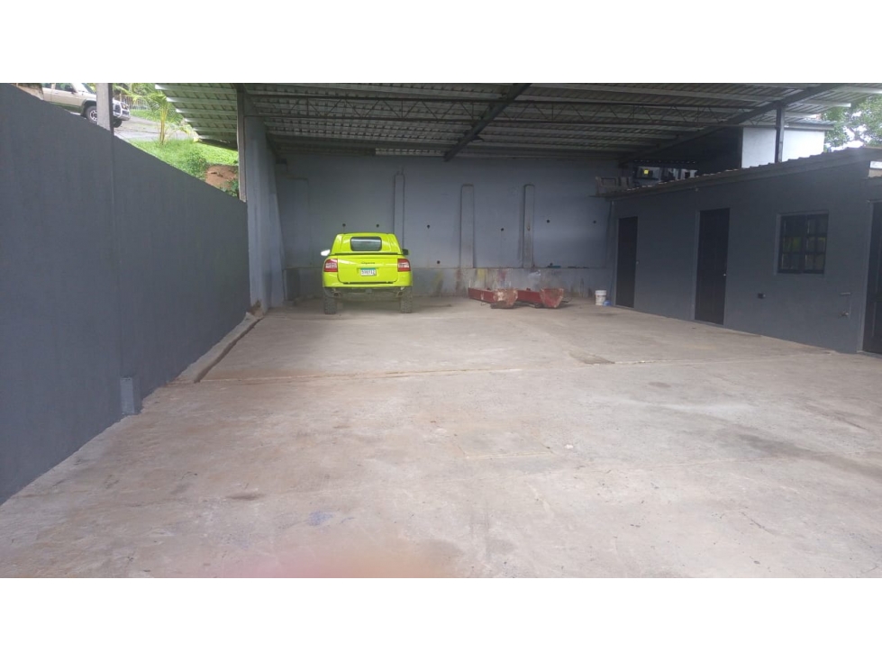 ALQUILER LOCAL COMERCIAL ARRAIJAN