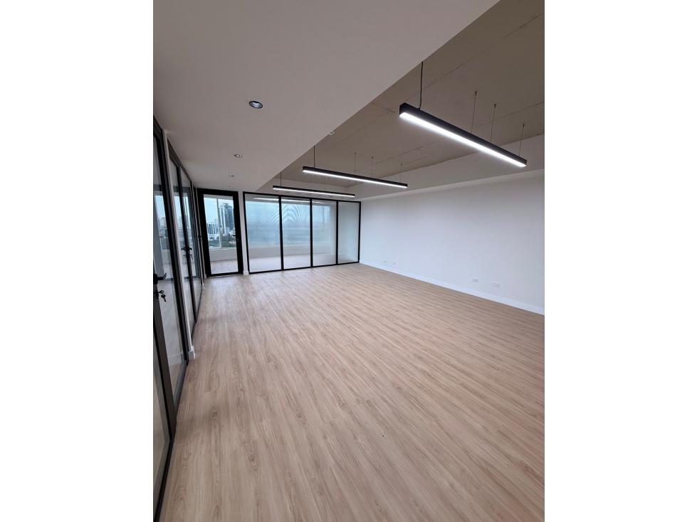 ALQUILER OFICINA OBARRIO — foto 2