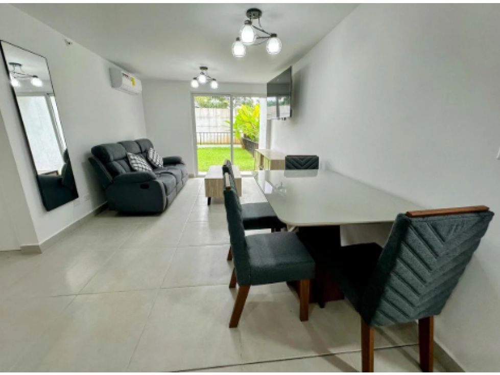 ALQUILER APARTAMENTO VIA CINCUENTENARIO AMOBLADO