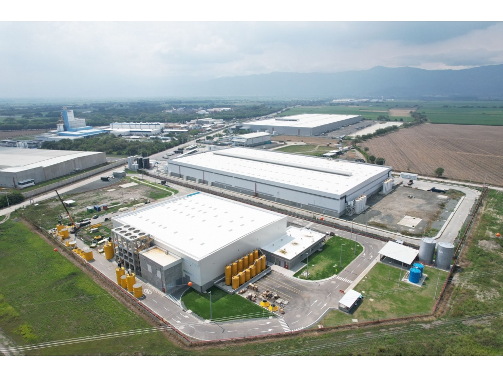 VENTA DE LOTES Nuevos para bodegas en parque industrial - 1