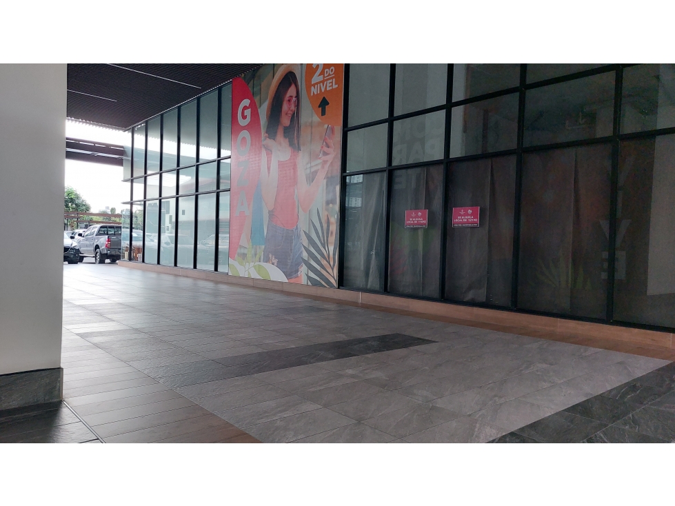 ALQUILER DE LOCALES COMERCIALES EN GRENWOOD PLAZA — foto 4