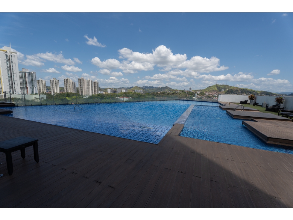 VENTA DE APARTAMENTO EN PH SKY POINT TOWER