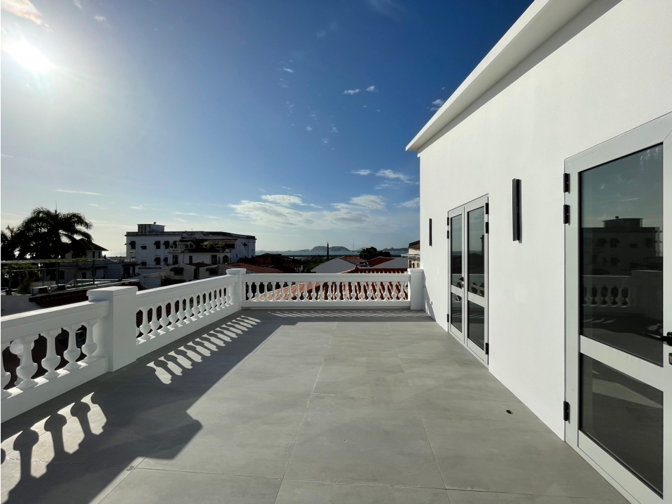 VENTA DE PENTHOUSE EN PH BÓVEDAS EN CASCO ANTIGUO — foto 2