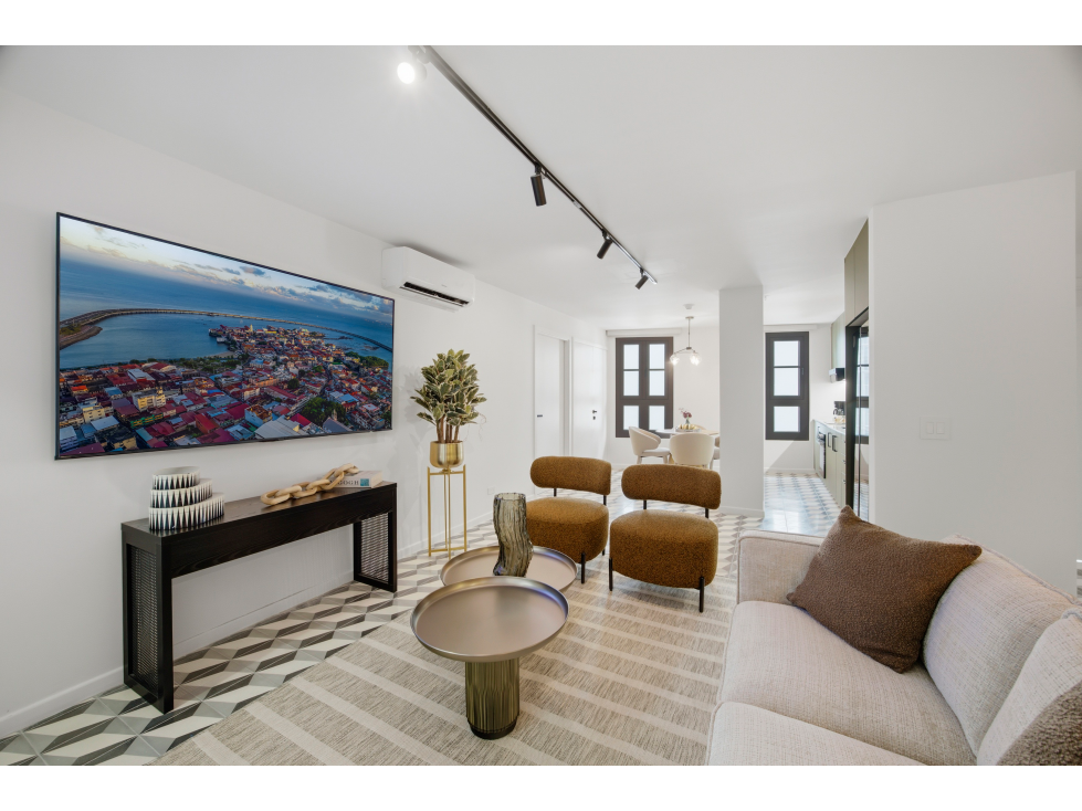VENTA DE APARTAMENTO AMOBLADO EN PH MANSIÓN BALUARTE CASCO ANTIGUO