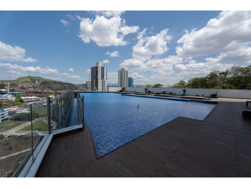 VENTA DE APARTAMENTO EN PH SKY POINT TOWER — foto 2