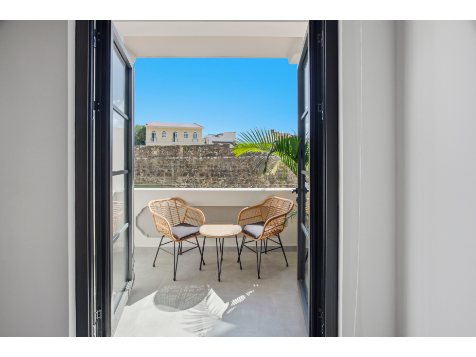 VENTA DE APARTAMENTO AMOBLADO EN PH MASIÓN BALUARTE EN CASCO ANTIGUO — foto 4