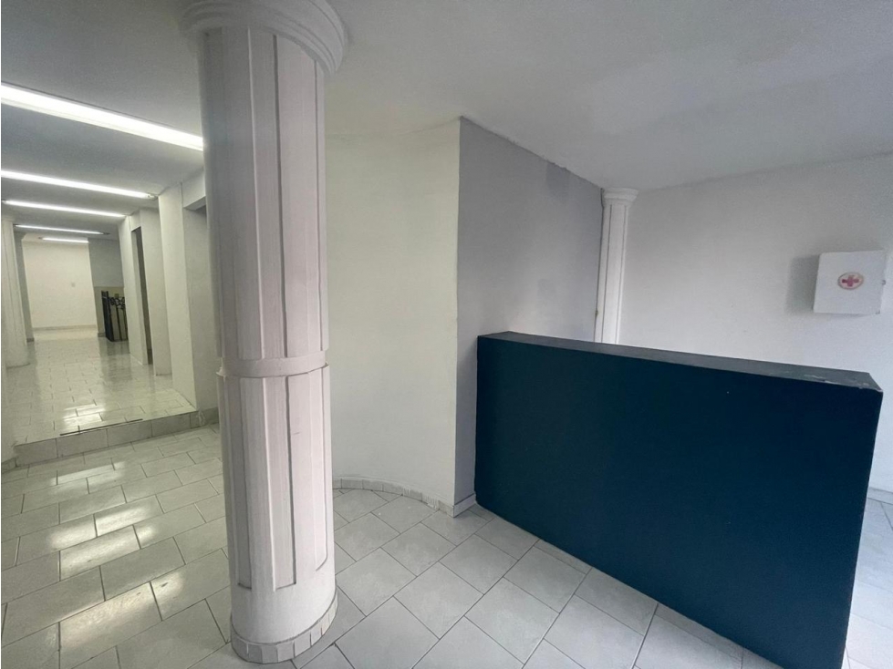 RENTA DE LOCAL PARA OFICINA EN MAZATLÁN, AVENIDA - 2