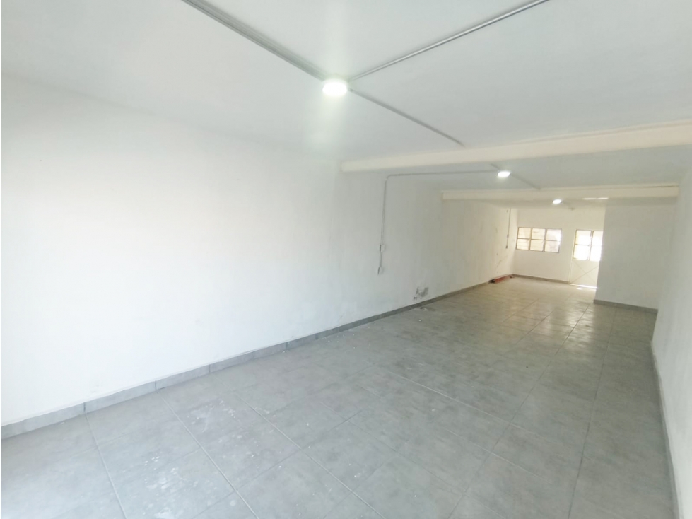 Local en renta en Colonia Juárez 72 m², una planta - 2
