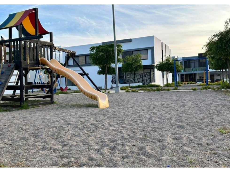 Casa Amueblada en Venta en Coto Atlántico | Precio de Oportunidad — foto 2