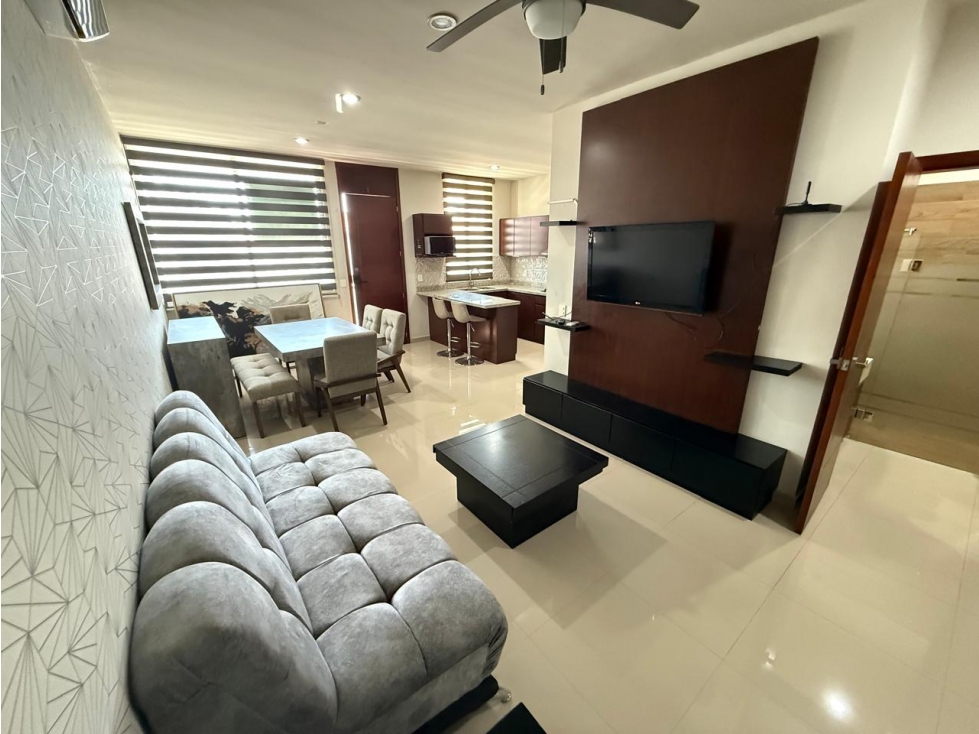 DEPTO EN VENTA 2 RECS CON ALBERCA COMÚN CERCA DE ZONA DORADA — foto 2