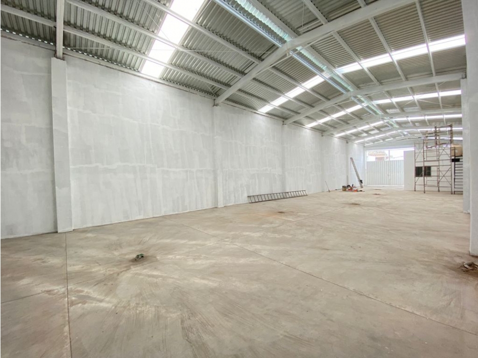 BODEGA EN RENTA EN RINCÓN DE URÍAS DE 350 M2 — foto 6