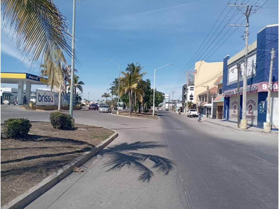 Local en renta con doble acceso en Avenida Principal Mazatlán - 3