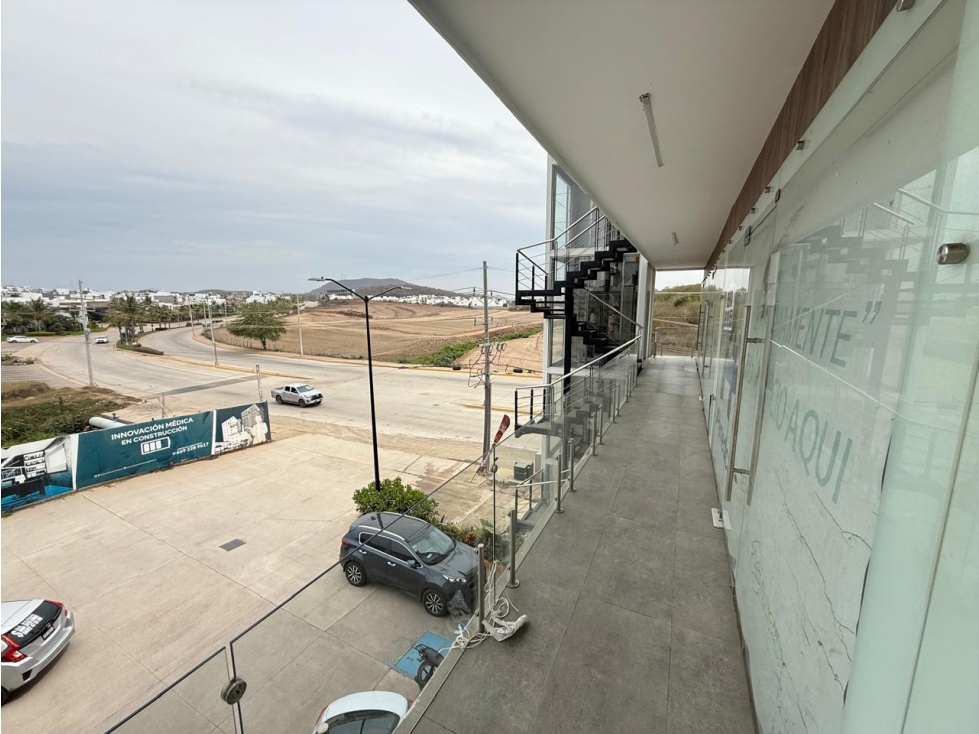 LOCAL NUEVO EN RENTA, PLAZA ALTAMÉDICA JUNTO A ZONA DE LA MARINA - 6