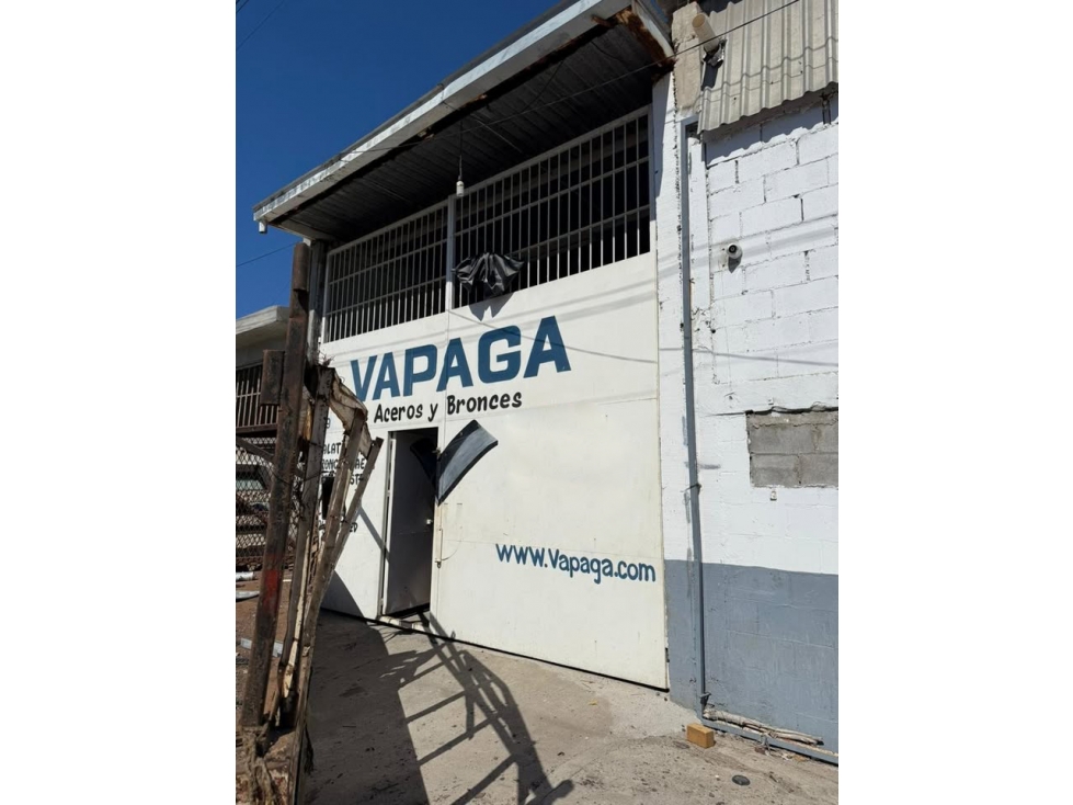 SE RENTA BODEGA EN PARQUE BONFIL — foto 2