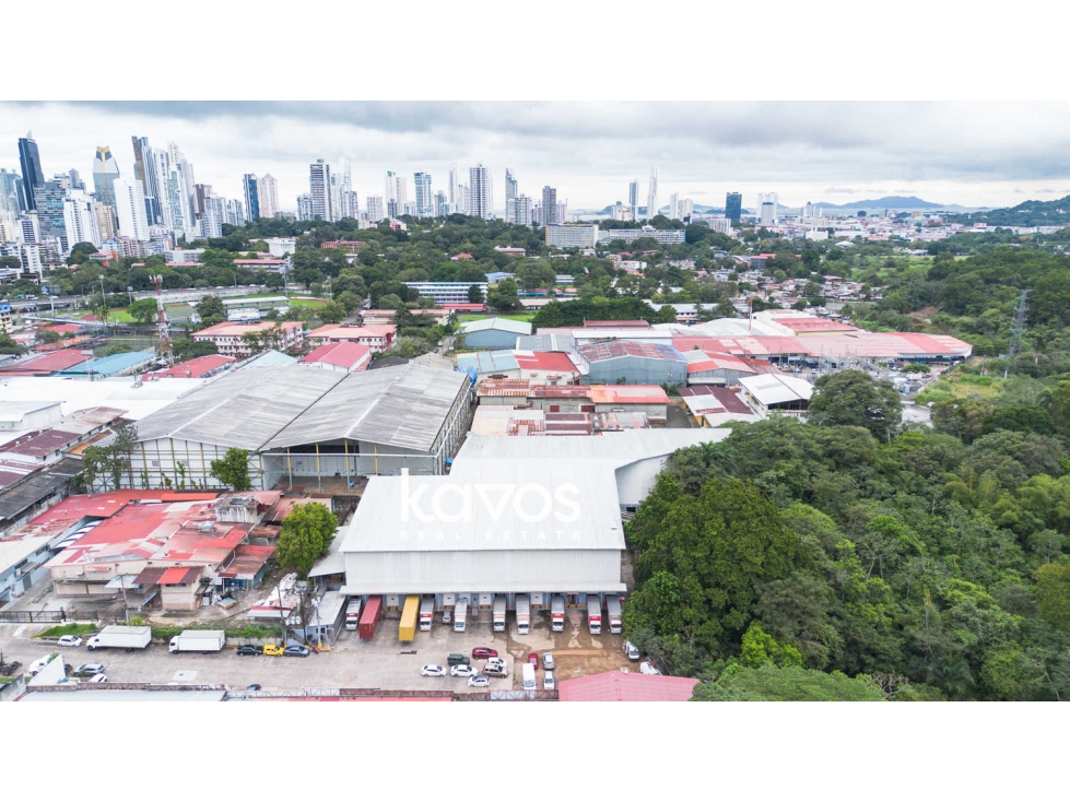 BODEGA EN EL CENTRO DE LA CIUDAD - EN VENTA — foto 4