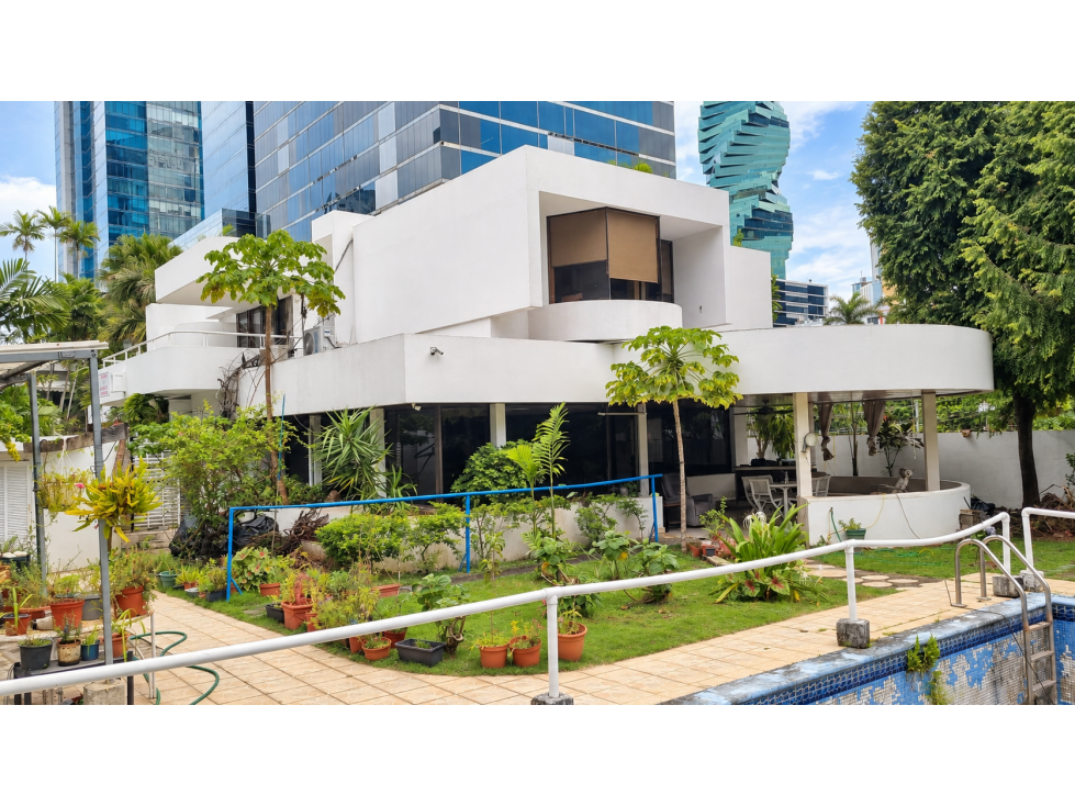 CASA EN VENTA - OBARRIO - 1