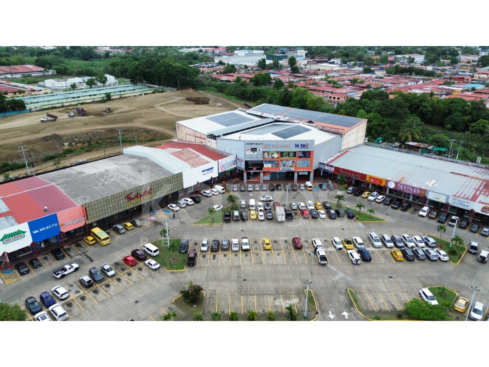 Local comercial en venta en Los Pueblos 2,600 m² con bodega — foto 3