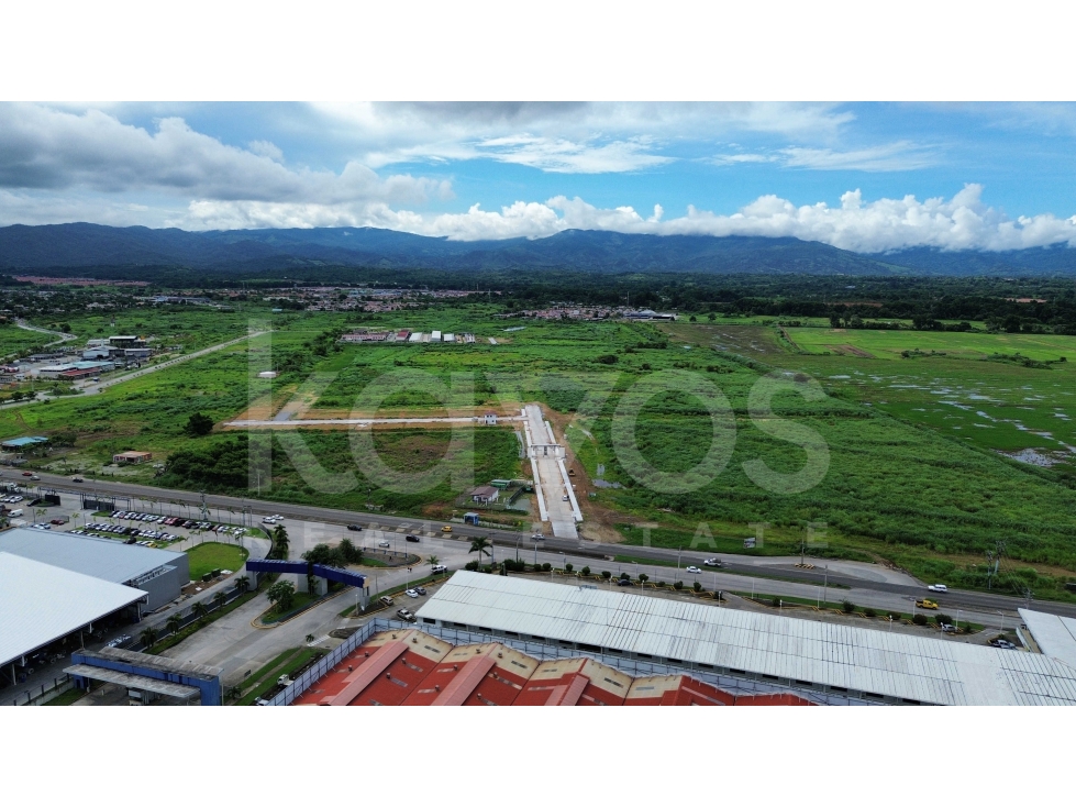 Venta de Terreno Comercial 11,000 m² sobre Vía Interamericana — foto 3