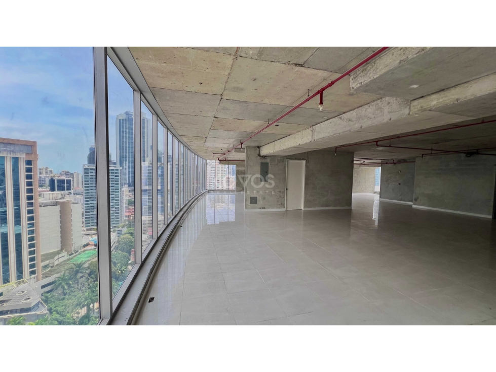 VENTA DE OFICINA EN CALLE 50 | SEMI-REMODELADA - 6