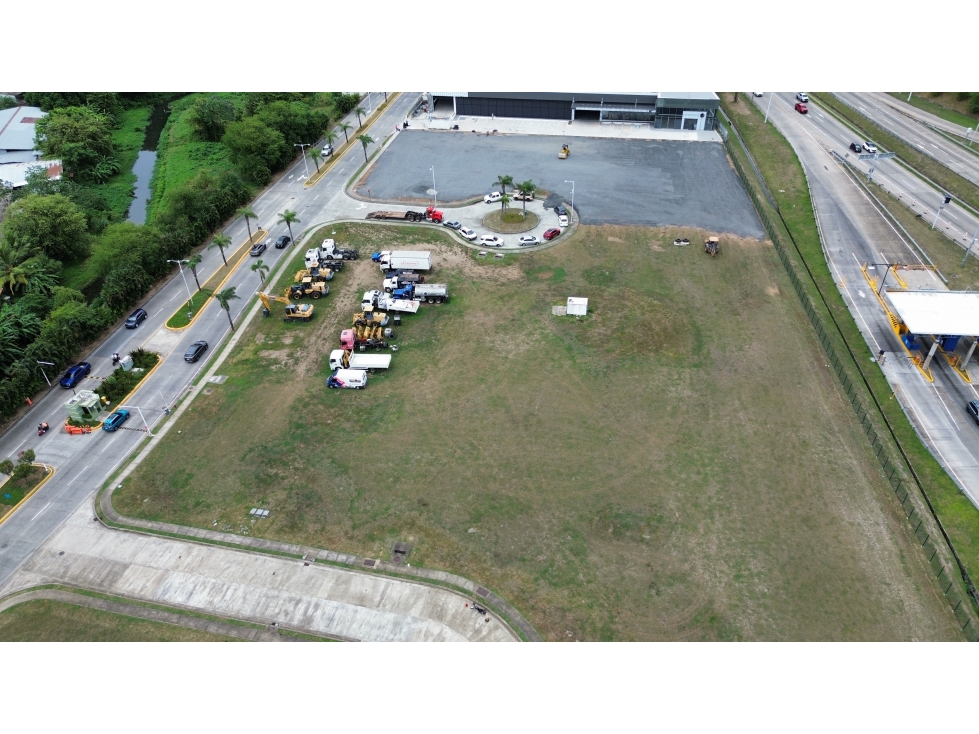 TERRENO AL CORREDOR SUR EN VENTA SANTA MARIA BUSINESS — foto 3