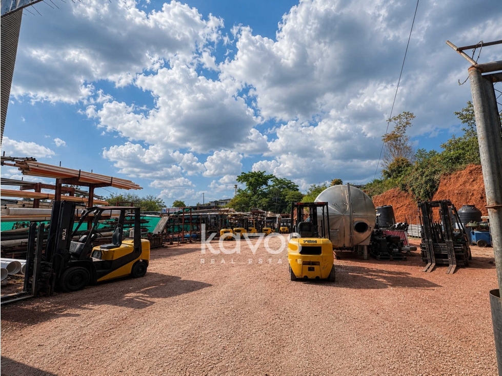 Terreno comercial en venta sobre Vía Tocumen frente al Metro — foto 3