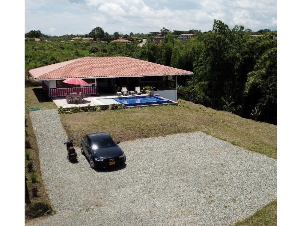 Se vende hermosa casa campestre en Montenegro - 3