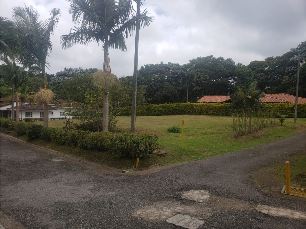Se Vende Lote en Conjunto Cerrado Cerca a Circasia - 1