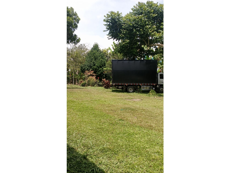 SE VENDE FINCA EN MONTENEGRO - 4