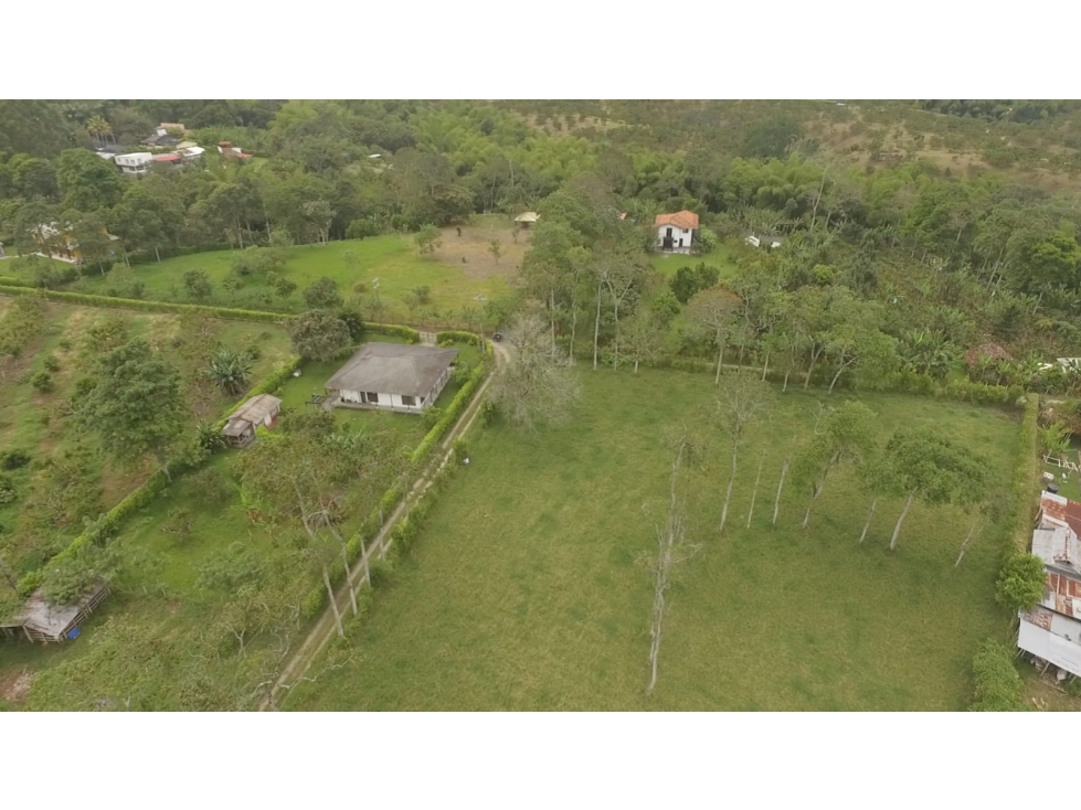 SE VENDE LOTE EN EL CAIMO — foto 5