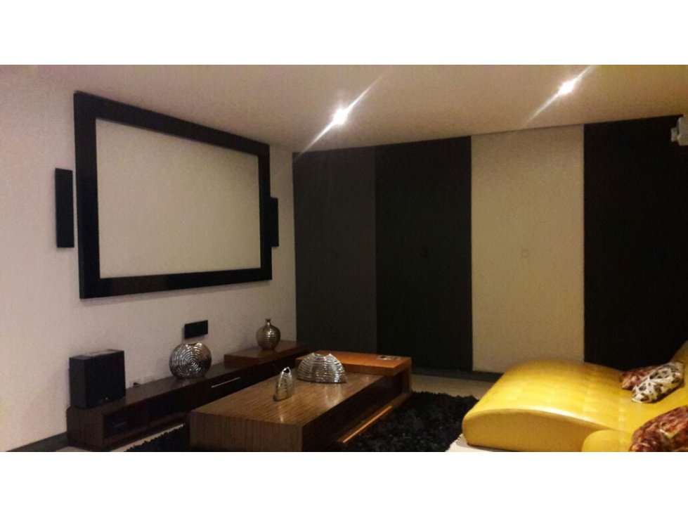 SE VENDE HERMOSA Y AMPLIA CASA CAMPESTRE EN ARMENIA — foto 2