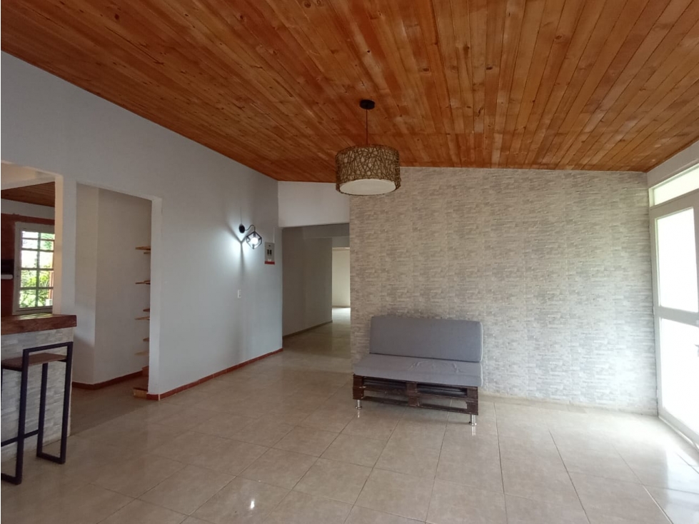 Se Vende Casa Campestre con Lote y Cabaña en Conjunto Vía Pereira — foto 3