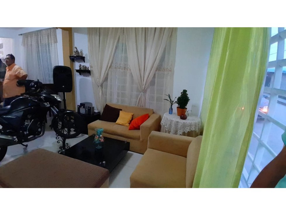 Se vende espectacular casa en Circasia - 1