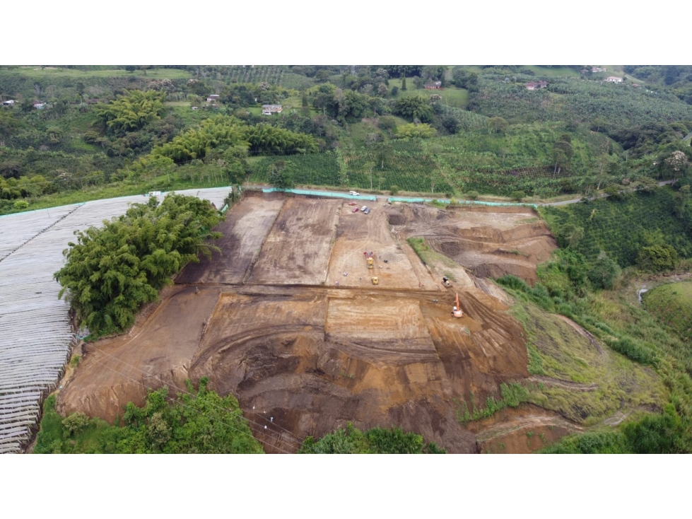 Se vende espectacular lote en la vía Armenia-Circasia — foto 3