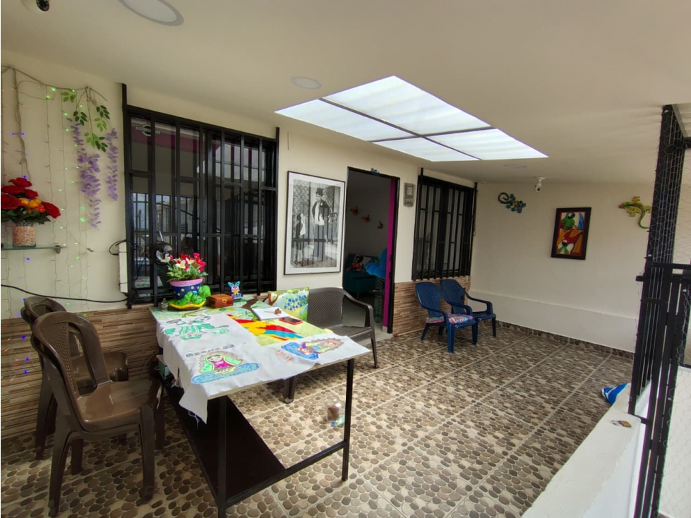 Se vende Casa en el Barrio Camilo Duque Circasia