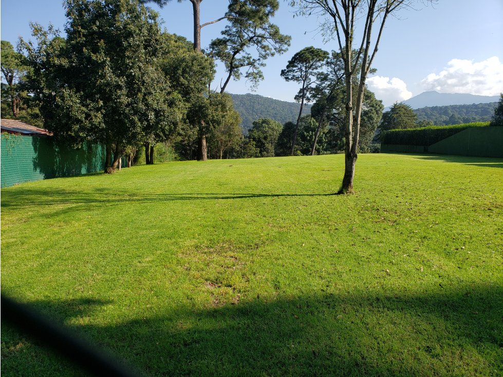 EXCELENTE TERRENO EN VENTA EN AVANDARO - 4