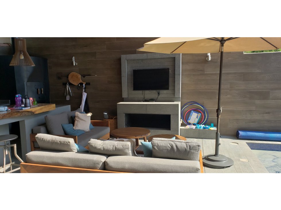 CONFORTABLE CASA EN VENTA, VALLE DE BRAVO - 5