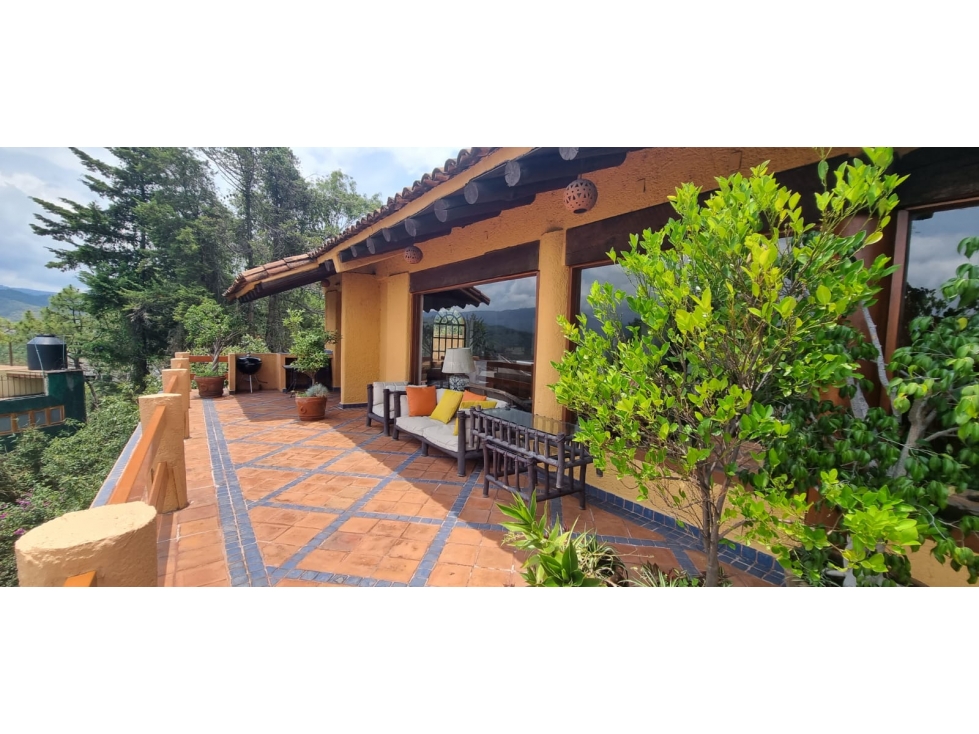 MAGNIFICA CASA EN VENTA, ESTILO VALLESANA — foto 5