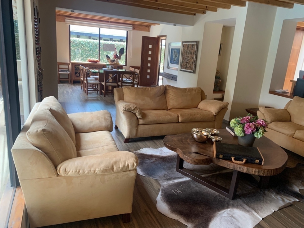 CASA EN VENTA EN AVANDARO CON EXCELENTE UBICACION - 5