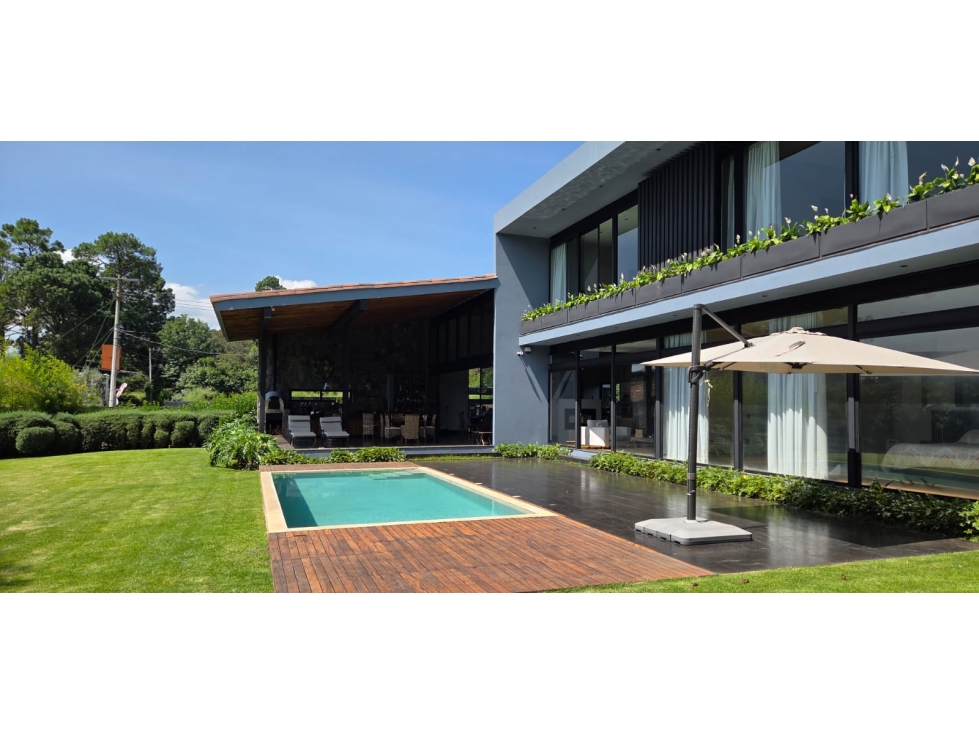 CASA MINIMALISTA Y MODERNA CON ESPACIOS ABIERTOS YLUZ NATURAL,EN VENTA — foto 2