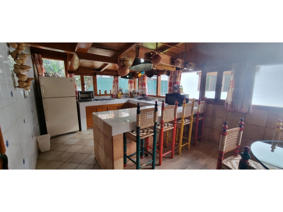 CABAÑA EN VENTA, EN ZONA COMERCIAL DE AVANDARO - 6