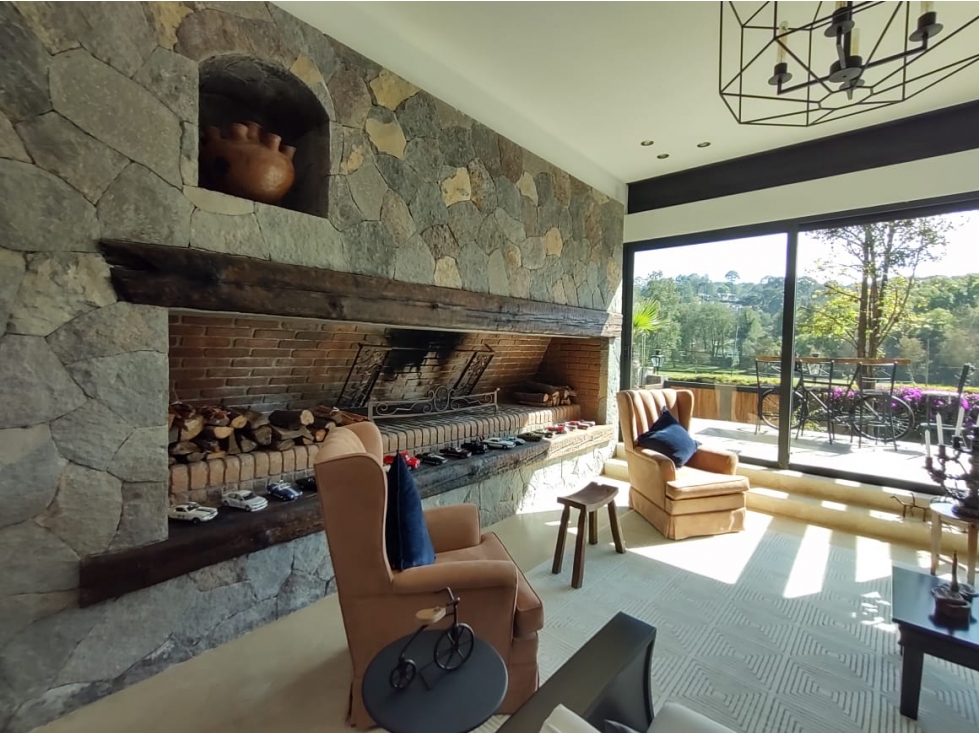 CASA EN VENTA EN EL CORAZON DE AVANDARO - 2