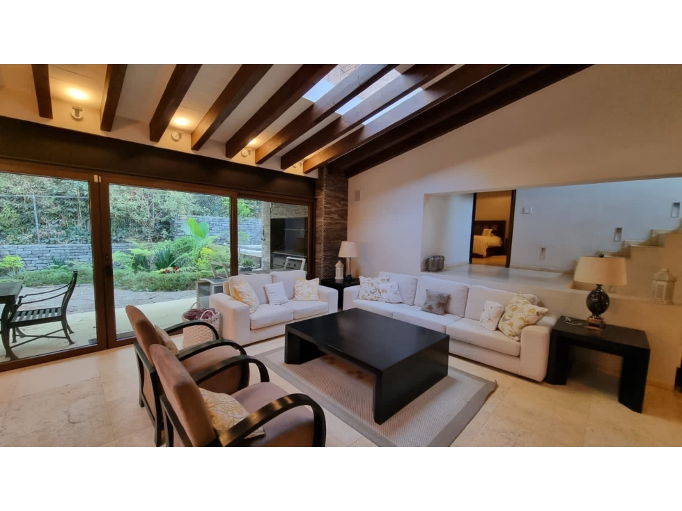 CASA EN VENTA, CON VISTA A LA CASCADA DEL MOLINO, AVANDARO — foto 3