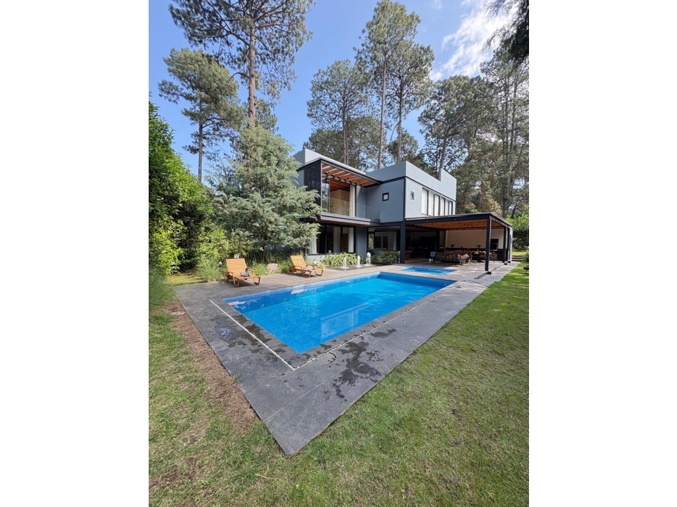 CASA NUEVA Y MODERNA EN VENTA