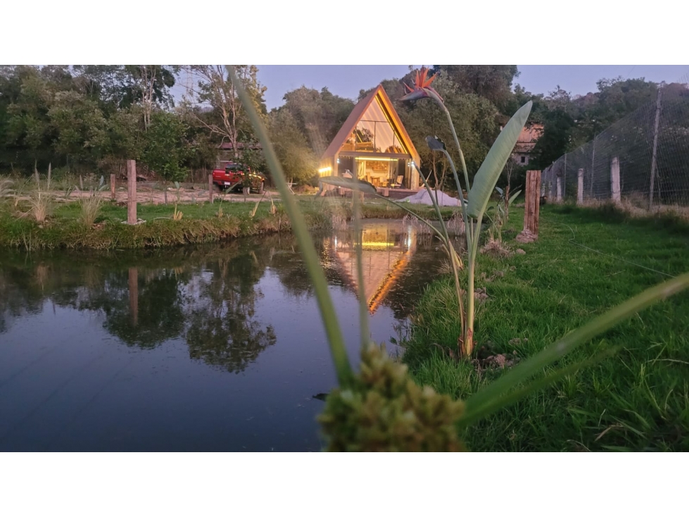 GRAN CABAÑA EN VENTA, CON LAGO PROPIO... - 1
