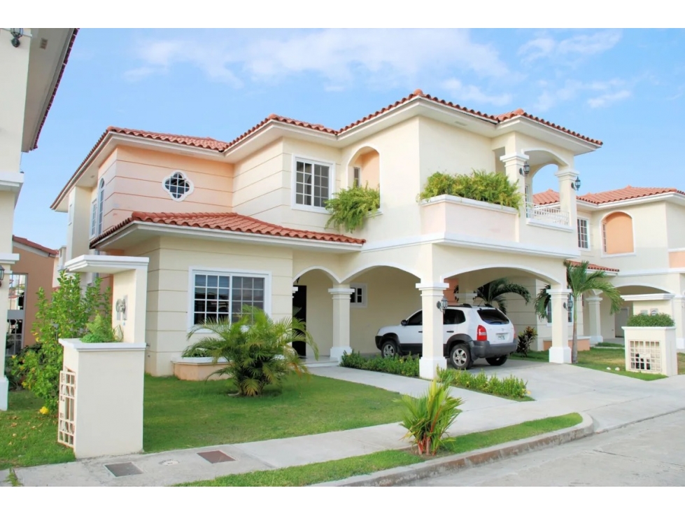 VENDO CASA COSTA SUR