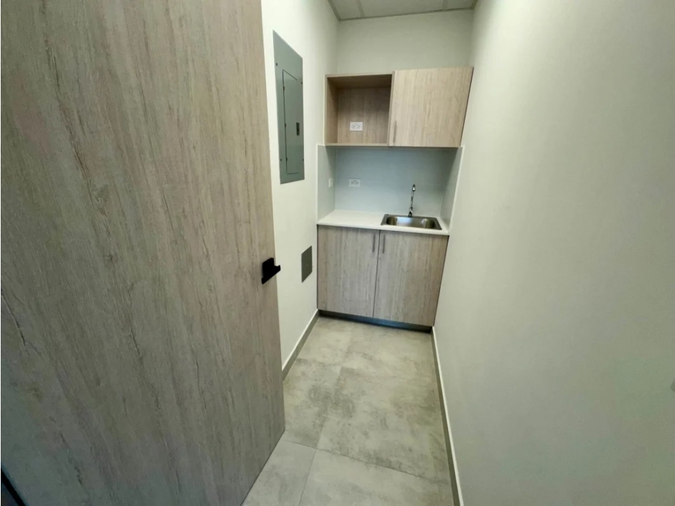 ALQUILER OFICINA SAN FRANCISCO — foto 4