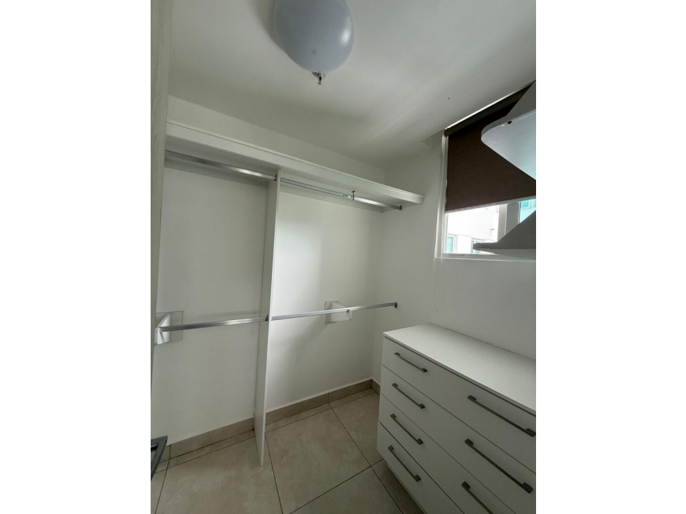 ALQUILER APARTAMENTO CLAYTON — foto 4