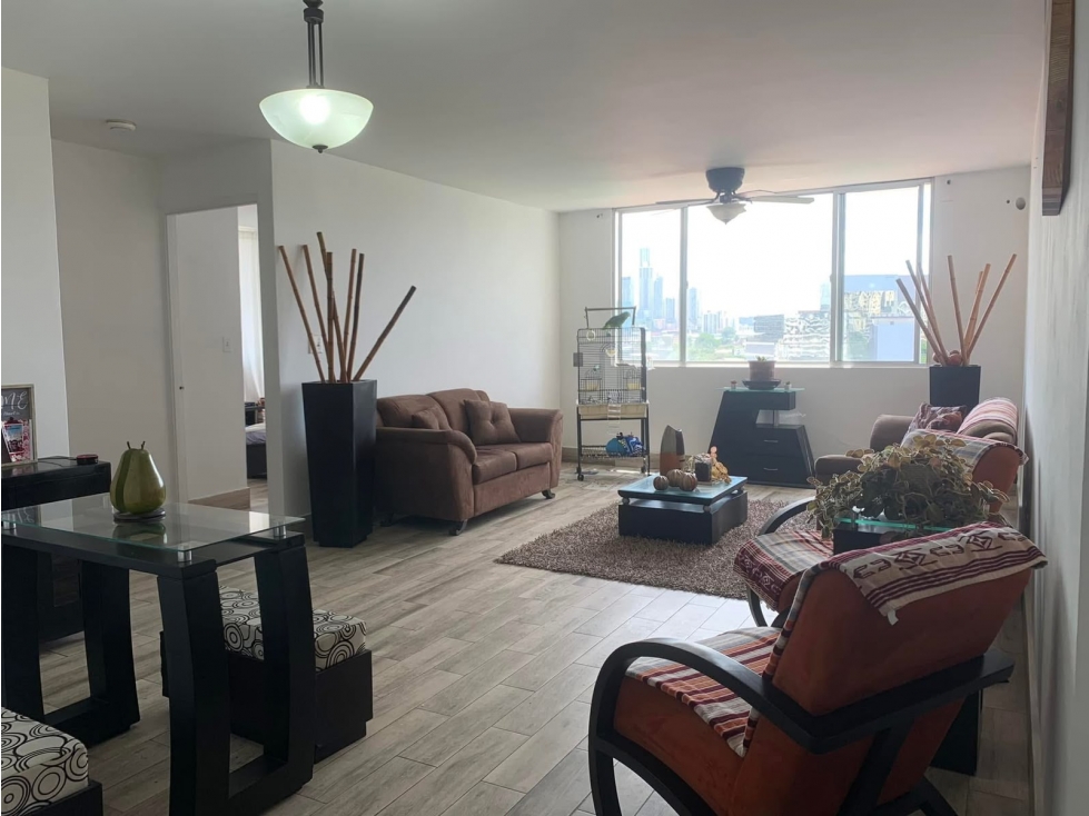 ALQUILER APARTAMENTO VIA ESPAÑA - 1