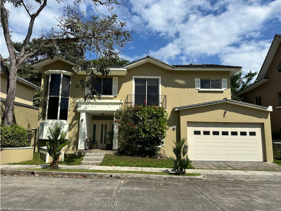 ALQUILER CASA CLAYTON
