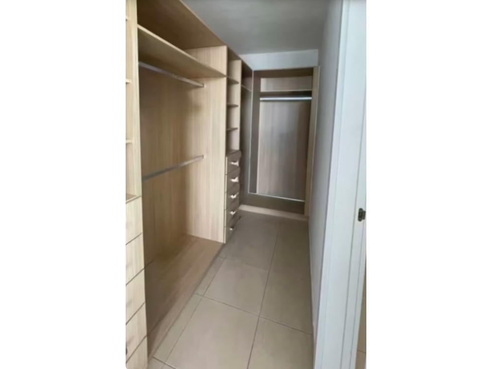 ALQUILER APARTAMENTO AMOBLADO AVENIDA BALBOA — foto 4